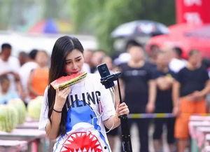 吃瓜大赛图片美女,吃瓜大赛中的绝美瞬间