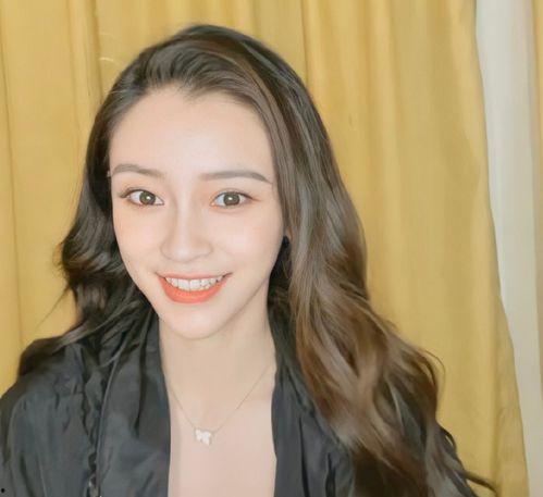 明星玩梗吃瓜,玩梗吃瓜，揭秘娱乐圈幕后趣闻