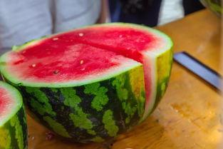 学校热门吃瓜,揭秘校园里的那些“吃瓜”大事件